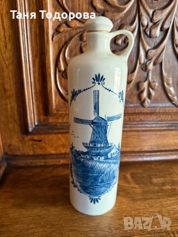 Холандско декоративно шише Delft Blue – ръчна изработка, отлично състояние, снимка 4 - Прибори за хранене, готвене и сервиране - 54113256
