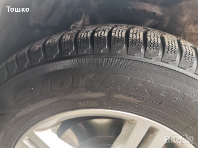 4 БРОЯ ЗИМНИ SUV Гуми 215/70 R16 104Н, снимка 10 - Гуми и джанти - 47820969
