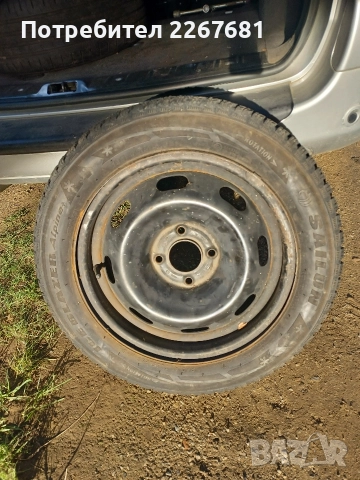 Зимни гуми 195/55 R15, снимка 2 - Гуми и джанти - 52660164