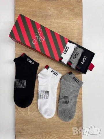 чорапи в кутия  gucci 