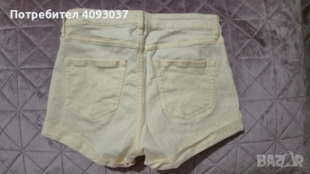 Дамски дънкови къси панталони , снимка 2 - Къси панталони и бермуди - 50790424