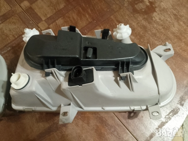 Нови фарове за ГОЛФ 3, снимка 9 - Части - 52913818