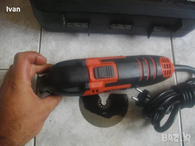 BLACK DECKER MT250-Електрически Реноватор Мулти Инструмент-250 Вата-В Куфар-Отличен-Блек Декер, снимка 4 - Други инструменти - 46159092