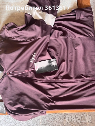 Продавам оригинално ново вело джърси за колоездене - Rapha. Core Jersey, размер 3XL, лилав цвят., снимка 3 - Спортни дрехи, екипи - 54191410