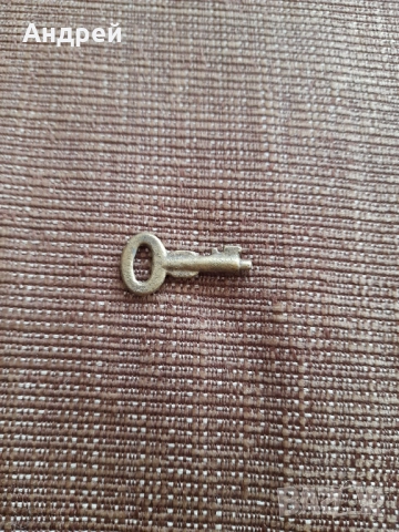 Стар метален ключ #22