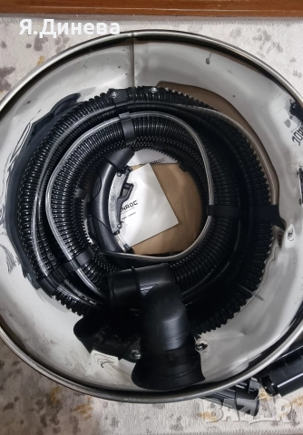 Перяща прахосмукачка Vonroc 1400w, снимка 7 - Прахосмукачки - 52944882