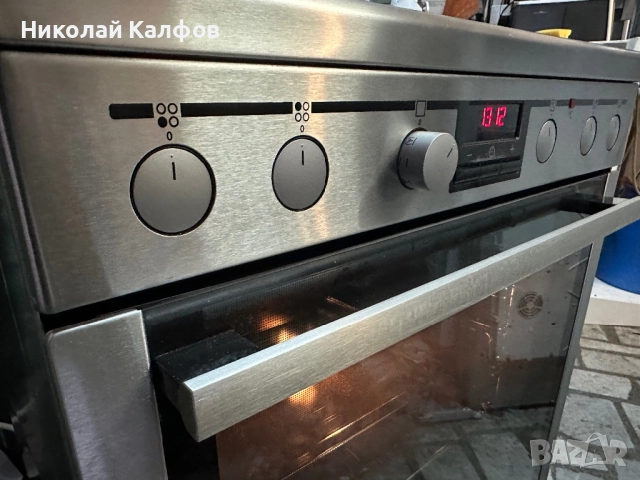 Свободно стояща готварска печка Аег/Aeg, снимка 7 - Печки, фурни - 52589158