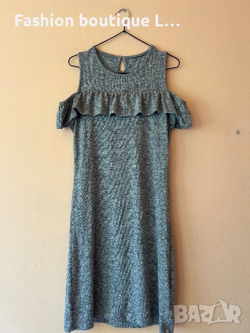 Сива рокля с изрязани рамене 50% вискоза М размер плътна материя подходяща за есента и зимата 🩶🩶🩶