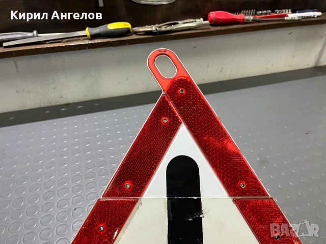 Оригинален триъгълник за Mercedes W202 W208 W210, снимка 2 - Аксесоари и консумативи - 52372962