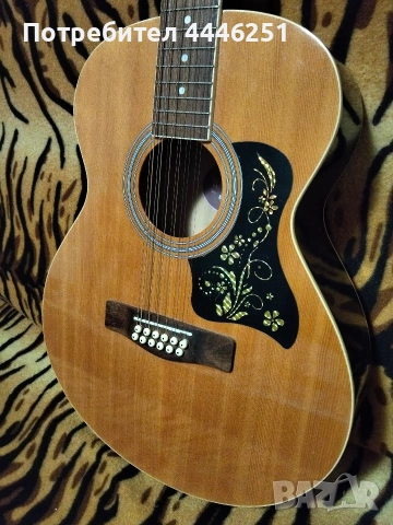 Продавам електро акустична 12 струнна китара Woodstock 