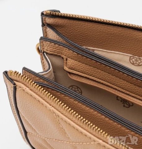 Чантичка нова на Guess, снимка 3 - Чанти - 51237998