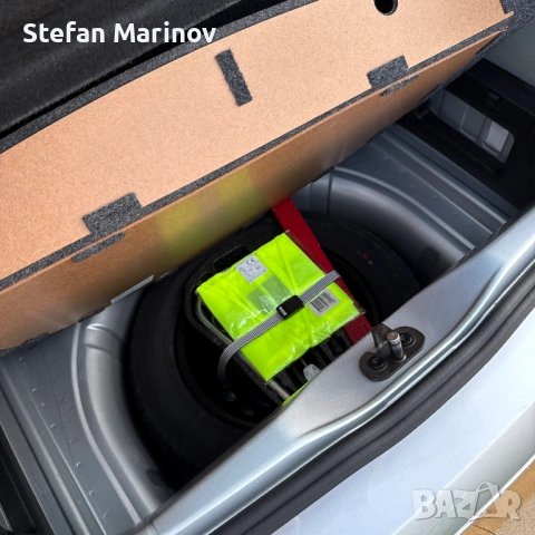 Volkswagen Move Up! 1.0 MPI 2013, снимка 18 - Автомобили и джипове - 54016607