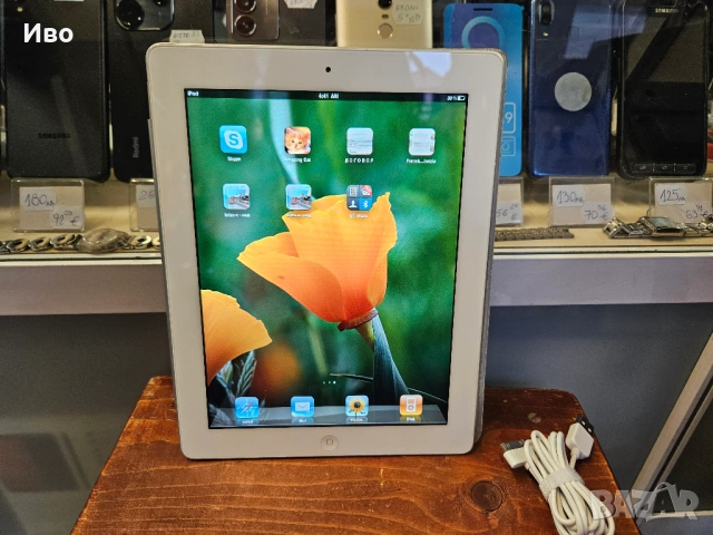 9,7" таблет Apple iPad 2 16GB, Wi-Fi, 9.7in - White (MC979LL/A) В отлично техническо и визуално съст, снимка 5 - Таблети - 53559214