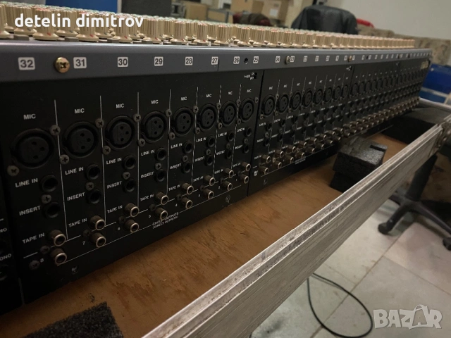 Аналогов студиен миксер Tascam M2600 32x8x2 inline с оригинално външно захранване, снимка 4 - Други - 53021074