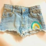 Детски дънкови шорти Denim & Co с бродерия на дъга, р-р 2-3 г. (98 см), снимка 5