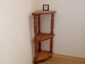 Ъглова етажерка със струговани орнаменти !!!, снимка 5
