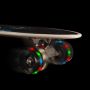 Емблема на градския стил: Скейтборд пениборд със светещи колела - смело каране и неповторими трикове, снимка 13