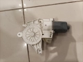 . Моторче стъклоповдигач Mercedes ML W164 A2518200842, снимка 1