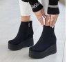 Боти на платформа - черен велур, снимка 1