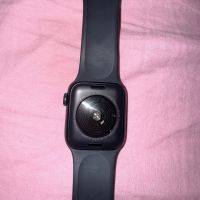 Apple watch SE2 40mm, снимка 3 - Смарт гривни - 46059020
