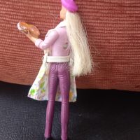 Mattel оригинална малка кукла Барби Художничка - Мател, снимка 2 - Кукли - 45862899