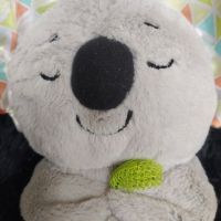 Интерактивна играчка Fisher Price - Koala Soothe 'n Snuggle Дишаща коала, снимка 3 - Музикални играчки - 45716193