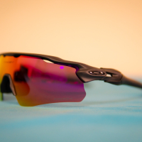 Спортни очила Oakley Radar Polarized Sunglasses, снимка 1 - Слънчеви и диоптрични очила - 44996311