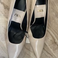 Обувки с ток Зара , снимка 1 - Дамски обувки на ток - 45181124
