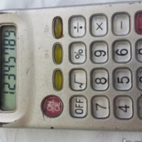 ретро елка калкулатор с соларно зареждане, снимка 3 - Антикварни и старинни предмети - 16064327