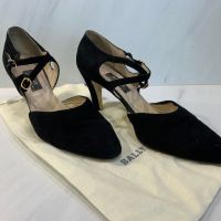 Bally дамски велурени обувки на нисък ток, снимка 2 - Дамски обувки на ток - 45109023
