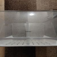 Резервни чекмеджета/стъклени рафтове за хладилник Electrolux EN3881AOX. , снимка 2 - Хладилници - 45595569