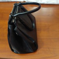Дамска чанта черна, снимка 3 - Чанти - 45088291
