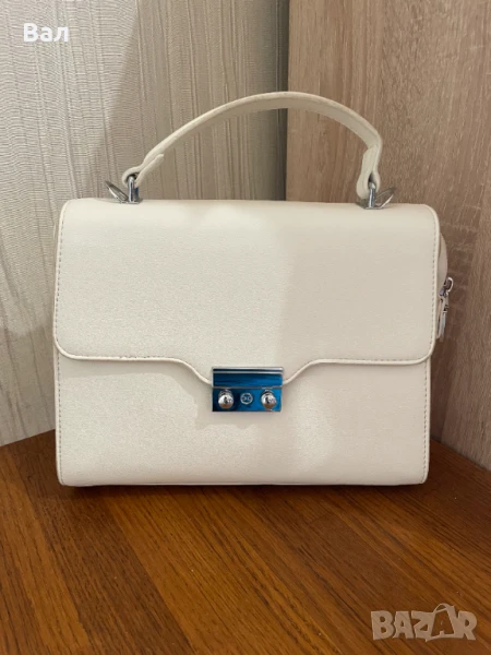 Дамска чанта в бял цвят, снимка 1