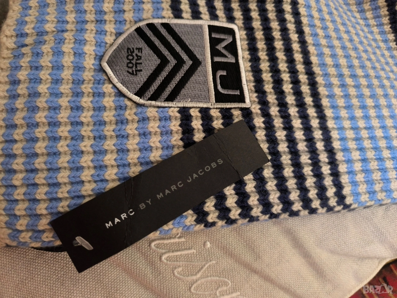 нов зимен шал с етикет Marc Jacobs new old stock, снимка 1