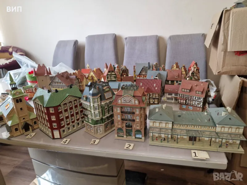 Сгради N, за ЖП моделизъм, някои са с дребни липси и забележки., снимка 1