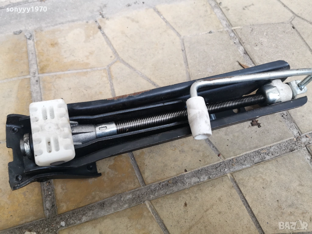 MERCEDES-BENZ КРИК ВНОС SWISS 1001260610LCHERY1, снимка 1