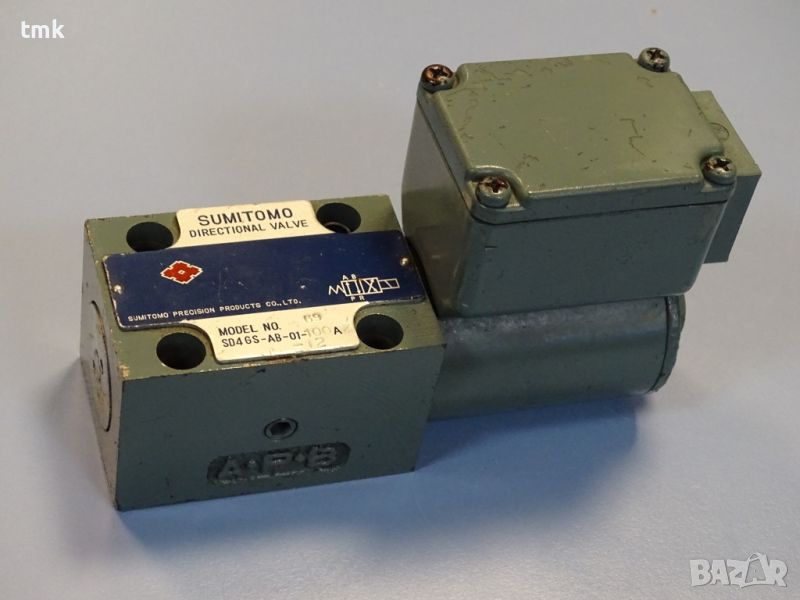 Хидравличен разпределител SUMITOMO SD4GS-AB-01-100AZ-12 directional valve 100V, снимка 1