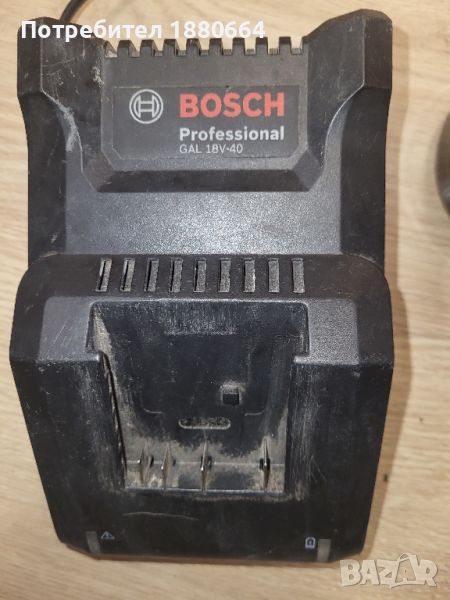 Зарядно BOSCH 18V, снимка 1