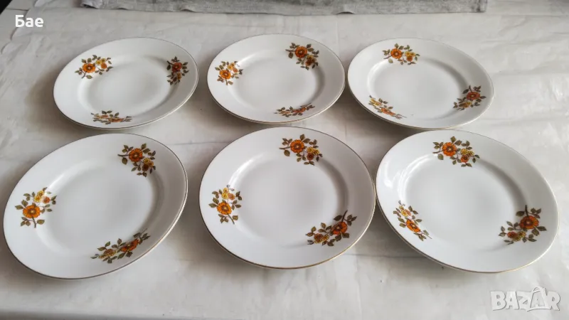 лот Порцеланови чинии, снимка 1