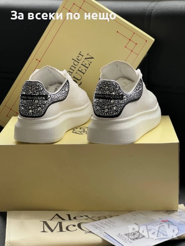 Alexander McQueen Дамски Бели Маратонки С Кристали👟Дамски Спортни Обувки В Бял Цвят Код P1367, снимка 4 - Маратонки - 52020786