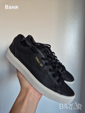 Дамски маратонки Adidas 