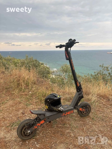 Електрическа тротинетка Kukirin G2+Kaска