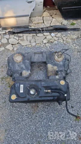 резервоар пасат б5.5 1.9тди 4х4 rezervoar passat pasat 1.9TDI 4x4