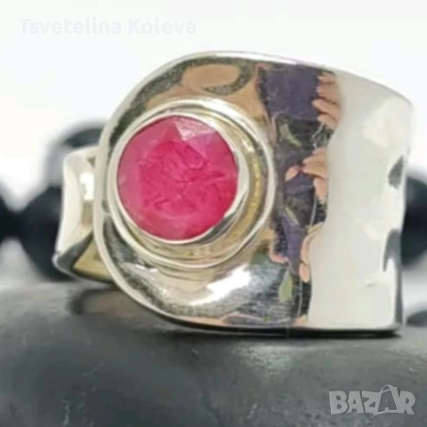 Масивен сребърен пръстен с Корунд Рубин