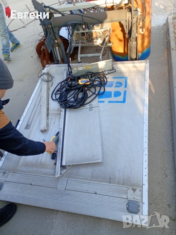 Падащ борд от Mercedes sprinter , снимка 4 - Бусове и автобуси - 52024687