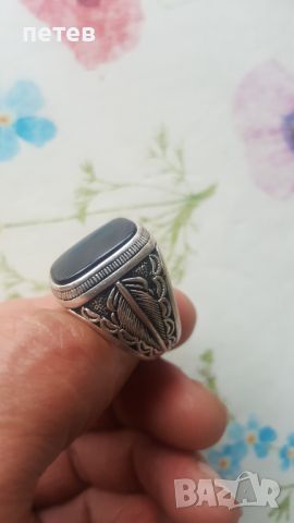 Сребърен пръстен. Мъжки сребърен пръстен.