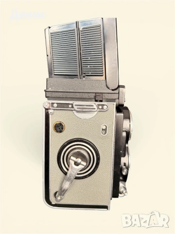 Rolleiflex TLR – Carl Zeiss Tessar 75mm f/3.5 + Rolleikin (35mm) | Работещ, снимка 5 - Фотоапарати - 53188609
