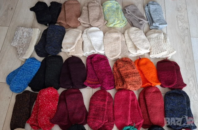НОВИ Ръчно плетени чорапи, снимка 9 - Други - 39559827