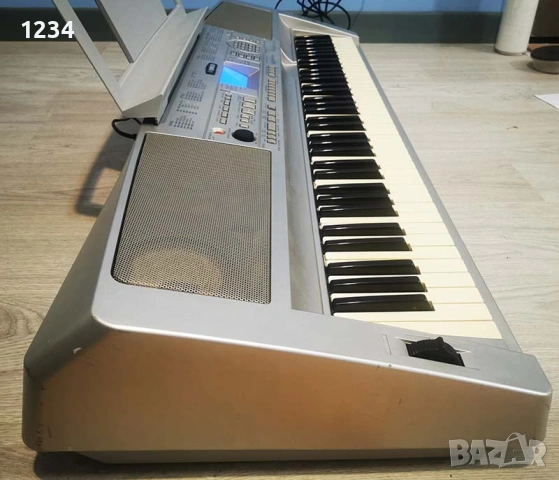 синтезатор клавир пиано YAMAHA DGX-300 с 6 октави и динамична клавиатура, снимка 2 - Синтезатори - 53298903