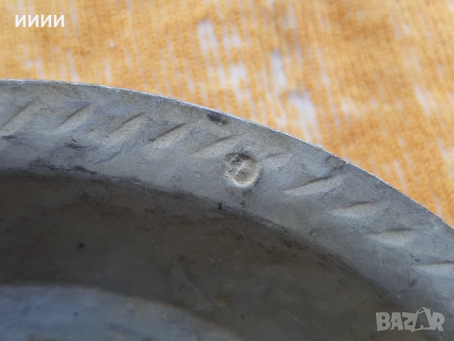 Бакърена чиния , снимка 3 - Антикварни и старинни предмети - 53845047